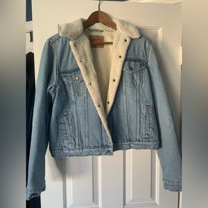 Men’s Light Blue Denim Sherpa Jacket: Size XL